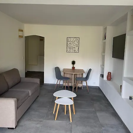Casa Di Santa Avec Jardin 아파트 아작시오