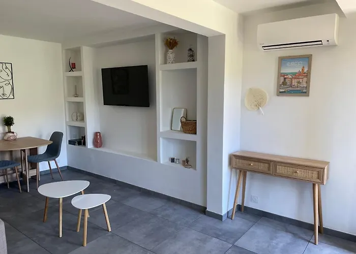 Casa Di Santa Avec Jardin Apartament Ajaccio (Corsica)